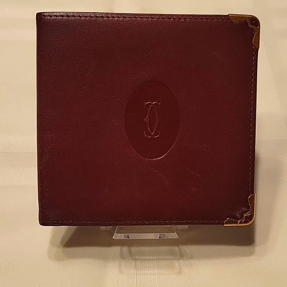 Authentic Les Must De Cartier Leather Bifold Wallet Bordeaux Gold Tone corners